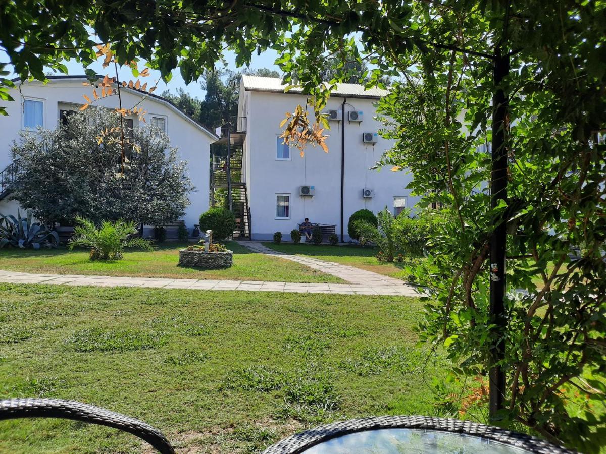 Hotel Pshada Pizunda Luaran gambar